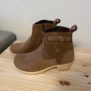 No.6 Suede Clog Buckle Boot Mid Heel - Brown 39